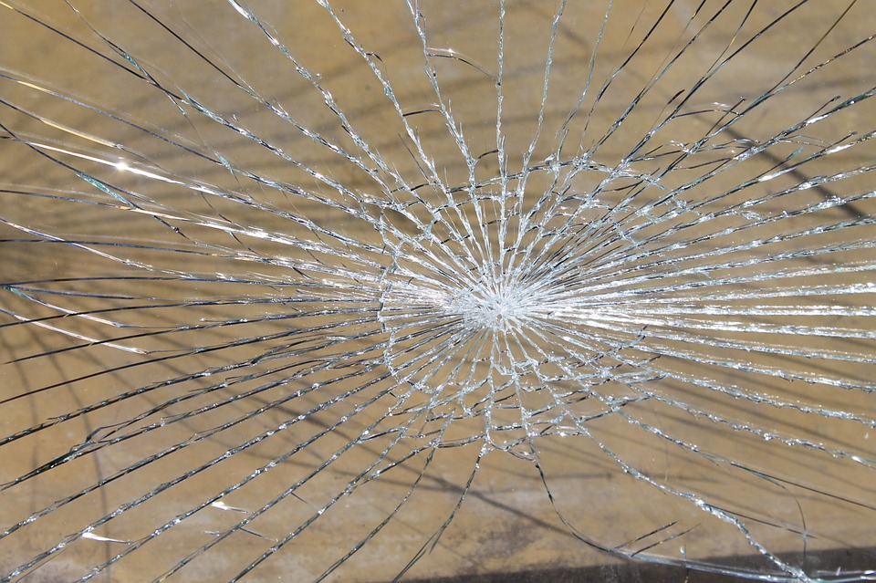 Quels risques de conduire avec un impact sur mon pare-brise ?